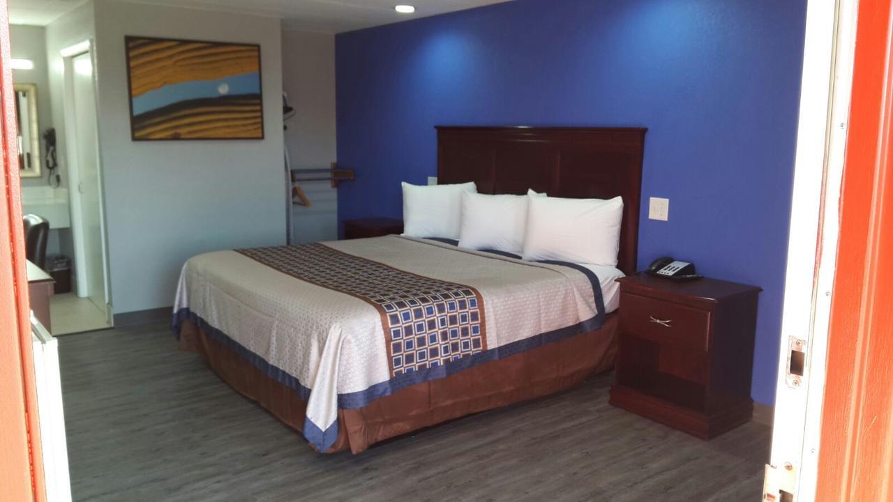 Paris Inn And Suites Esterno foto