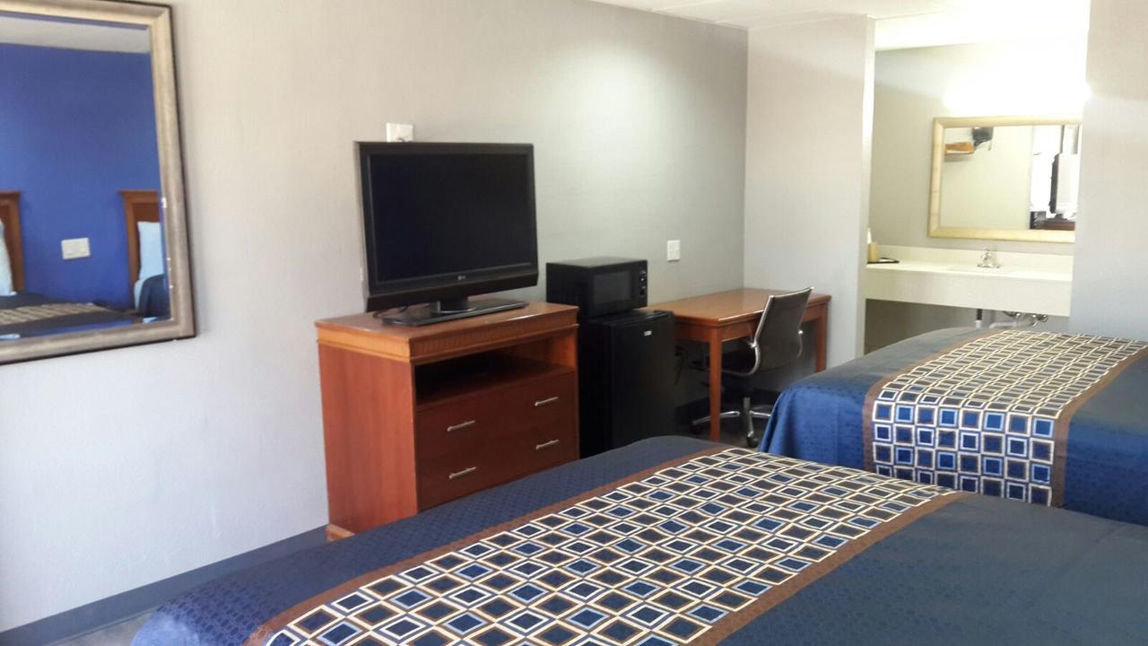 Paris Inn And Suites Esterno foto
